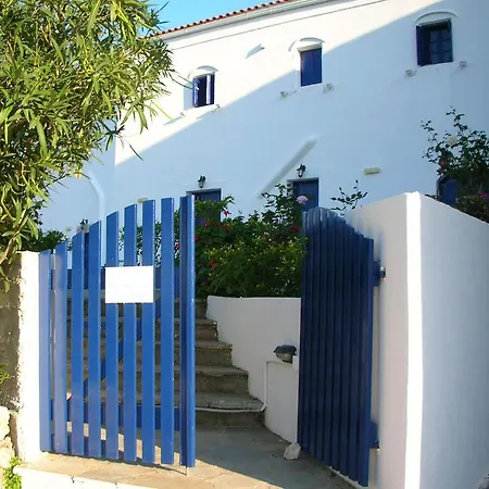 Xenonas Kamares Kythira Town