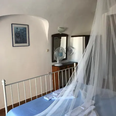 Xenonas Kamares Πανσιόν *